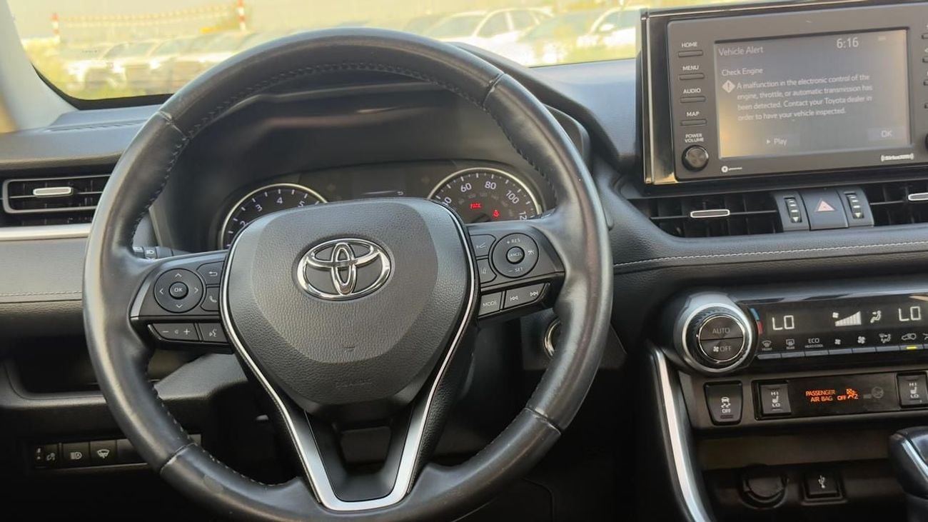تويوتا راف ٤ XLE Premium  4X4