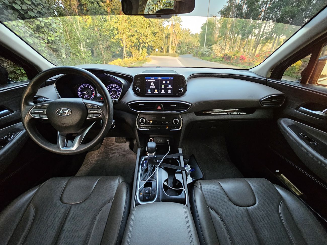 هيونداي سانتا في // 0% DP // Monthly 1150 AED // Dubai Registered // Perfect Condition