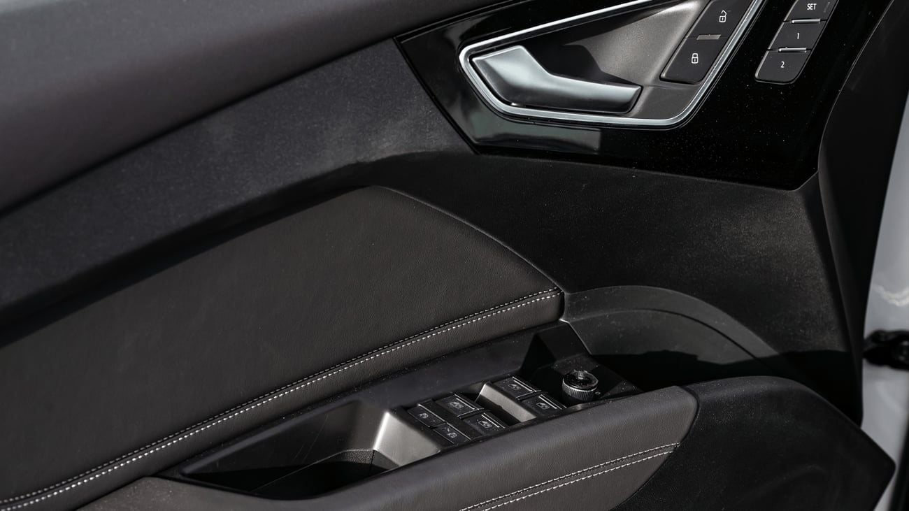 Audi Q4 2025 | AUDI E-TRON Q4 TOP VERSION [ EXPORT ONLY ]