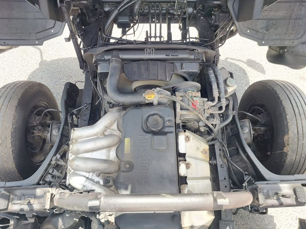 Mitsubishi Fuso Canter MITSUBISHI CANTER TRUCK RHD 1997 MODEL 4.5 L DIESEL MANUAL(PM31580)