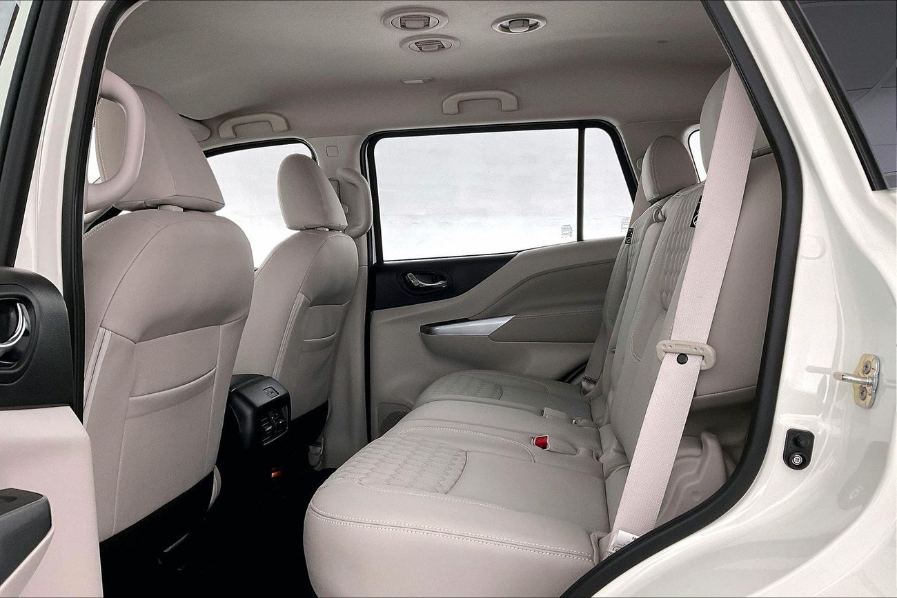 نيسان إكستيرا Titanium | سنة ضمان مجانية | 0 دفعة أولى | سياسة الإعادة بعد 7 أيام