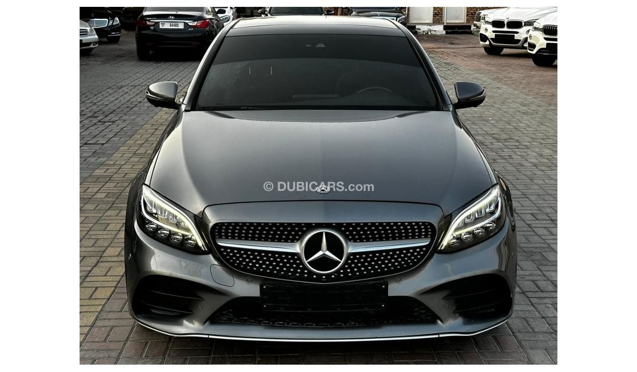 Mercedes-Benz C 200 Premium + مرسيدس سي 200 موديل : 2019 ممشي : 87.000 السعر : 127.000 مواصفات خليجية فل اوبشن بدون حواد