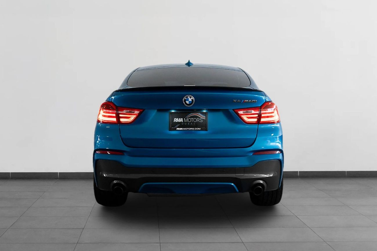 بي أم دبليو X4 M40i