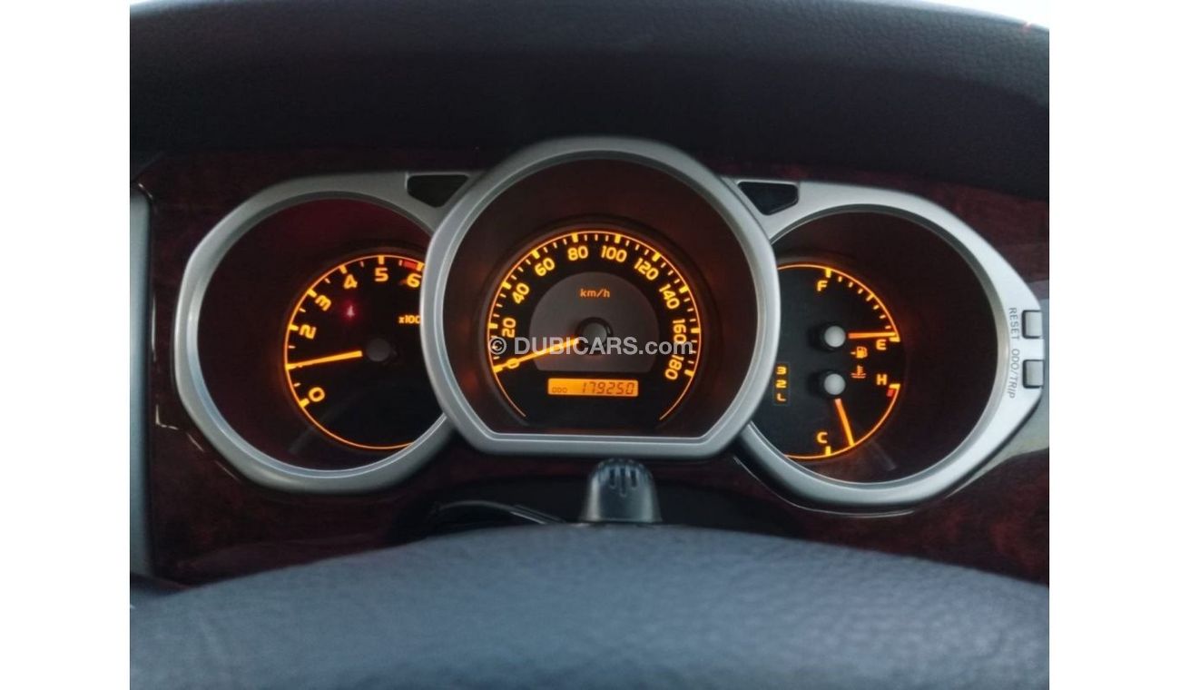 Toyota Hilux Surf TOYOTA HILUX SURF RIGHT HAND DRIVE (PM937)