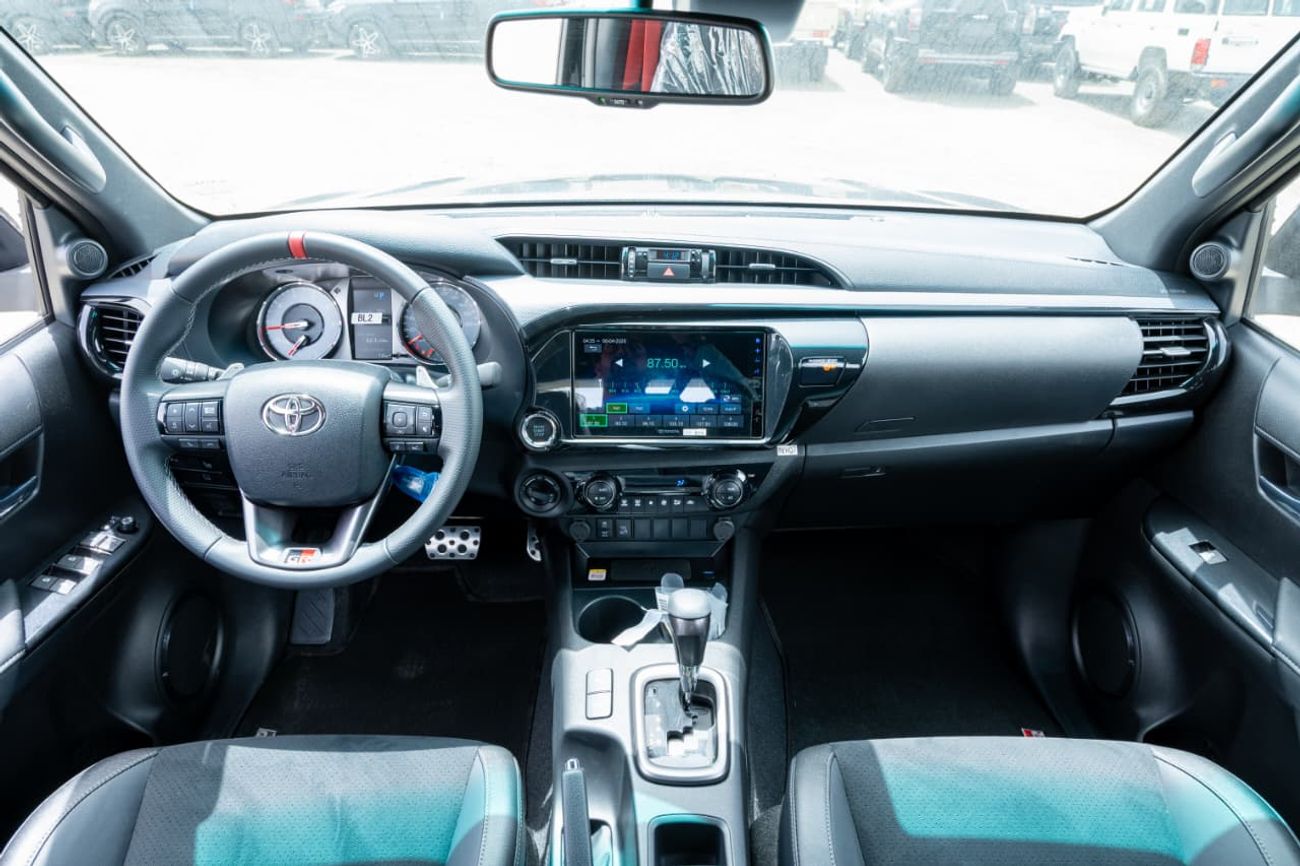 تويوتا هيلوكس GR-Sports | 2.8L | Diesel | 4x4 | Special Edition