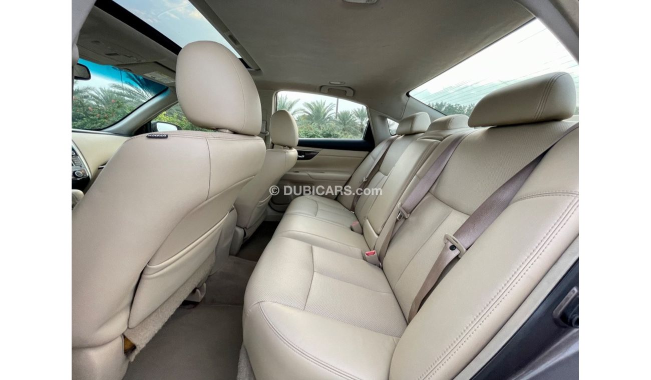 Used Nissan Altima SL Original Paint 2013 for sale in Sharjah 616954