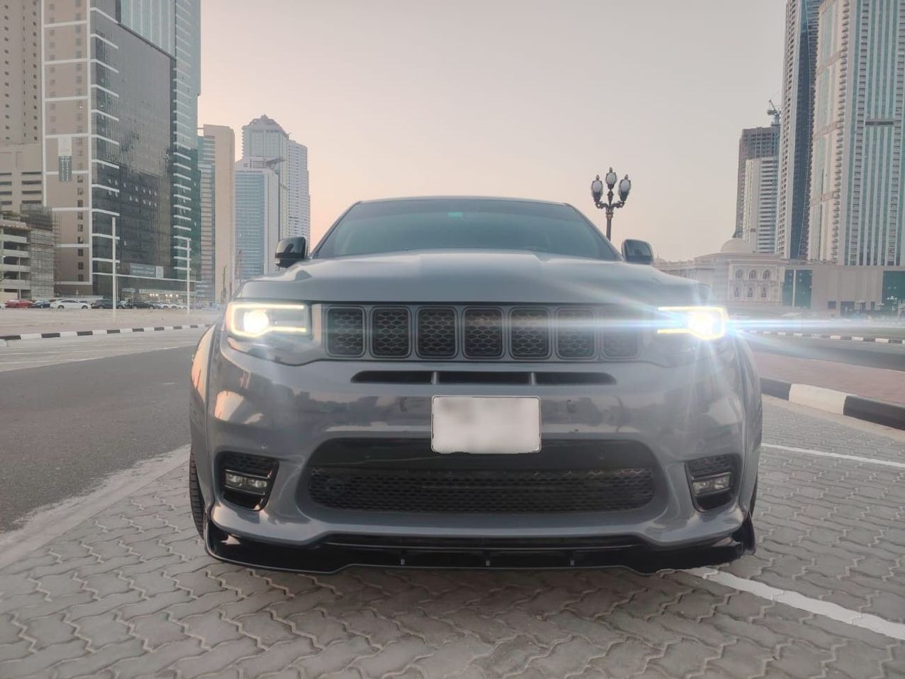 Jeep Grand Cherokee JEEP GRAND CHEROKEE SRT 6.4L - V8 - PET - AT - 2014 MY