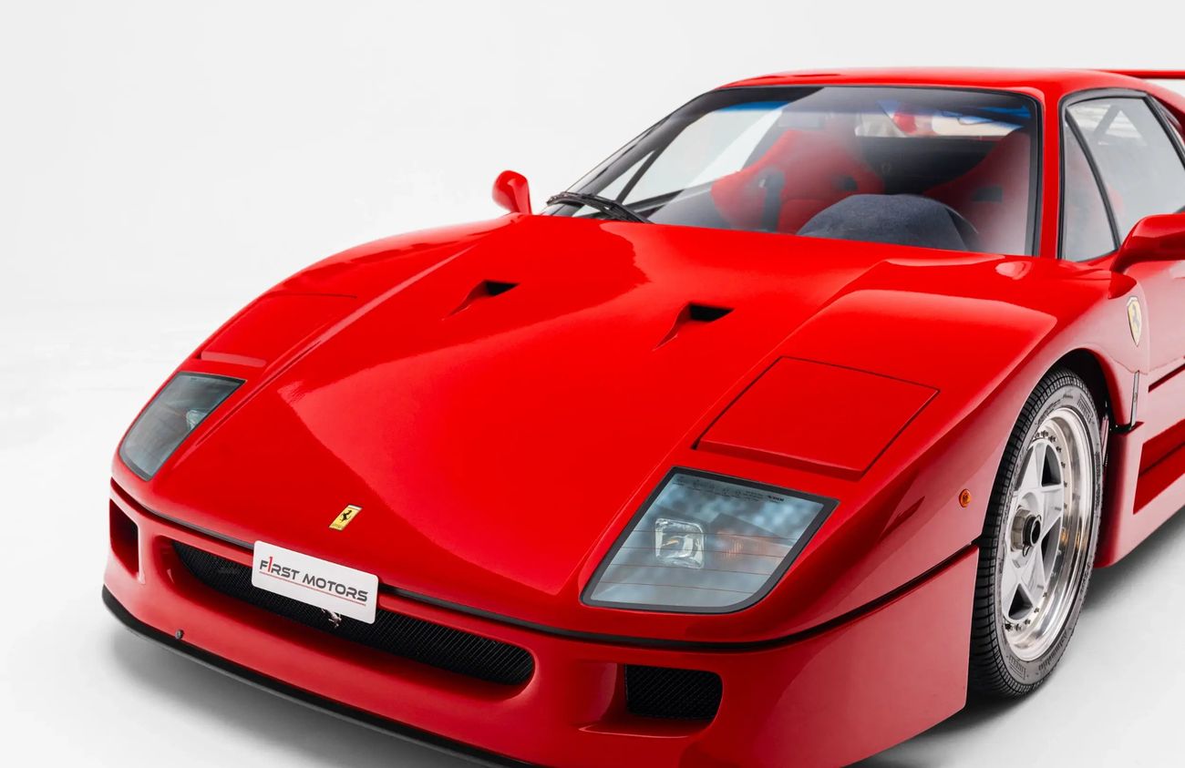 Ferrari F40 2.9L V-8 Twin-Turbocharged Engine