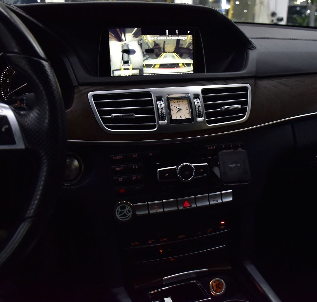 Mercedes Benz E300 AVANTGARDE SPORT EXCELLENT DEAL for our Mercedes Benz E300 ( 2014 Model ) in White Color GCC Specs