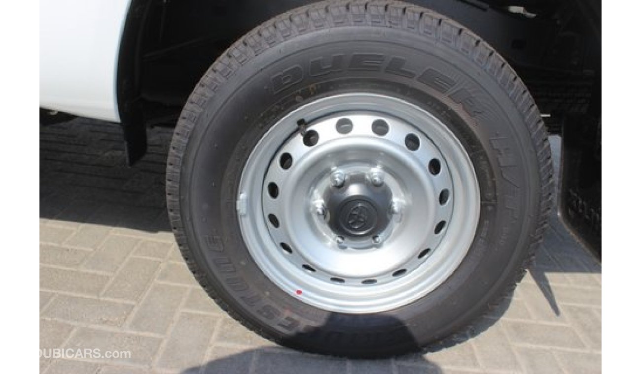 تويوتا هيلوكس HILUX  2.4 4x4 DSL stander