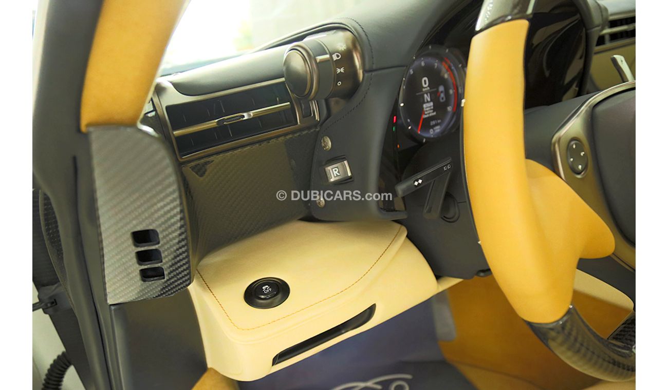 لكزس LFA 2011 (1 of 500 Cars World Wide)