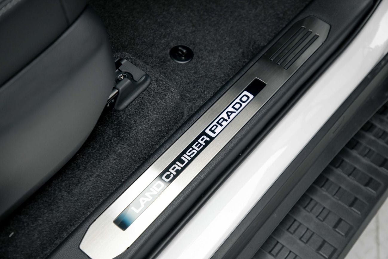 تويوتا برادو 2.4L - Platinum White Inside Black | Export Only