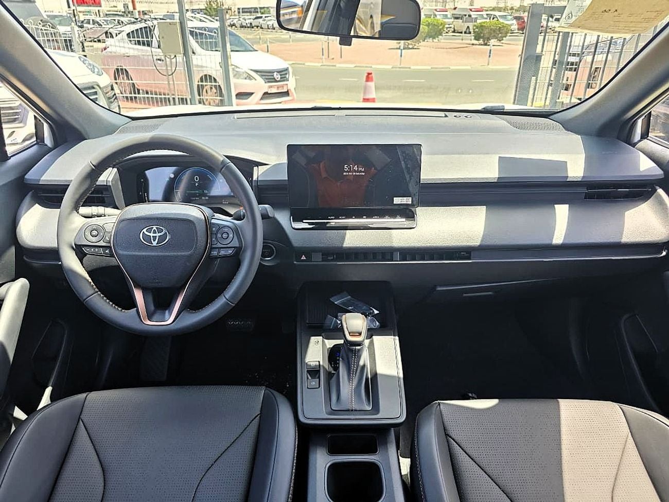 Toyota Corolla Cross Toyota corolla cross HEV 2.0L A/T SUV FWD White Color 2026 Model