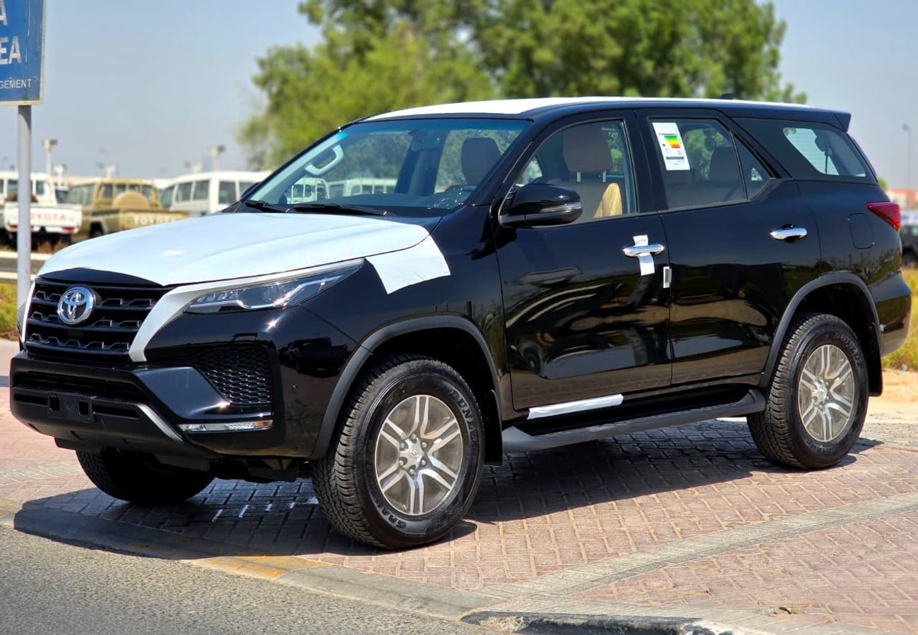 Toyota Fortuner TOYOTA FORTUNER PETROL 2.7 - MANUAL A.C - ALLOY WHEELS - 2025 MODEL - BLACK INSIDE BROWN - GCC SPE