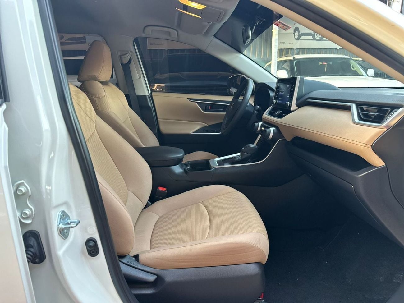 Toyota RAV4 2.5L (2WD)