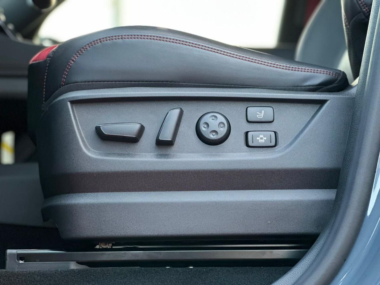 نيسان أرمادا Brand New Nissan Armada Nismo