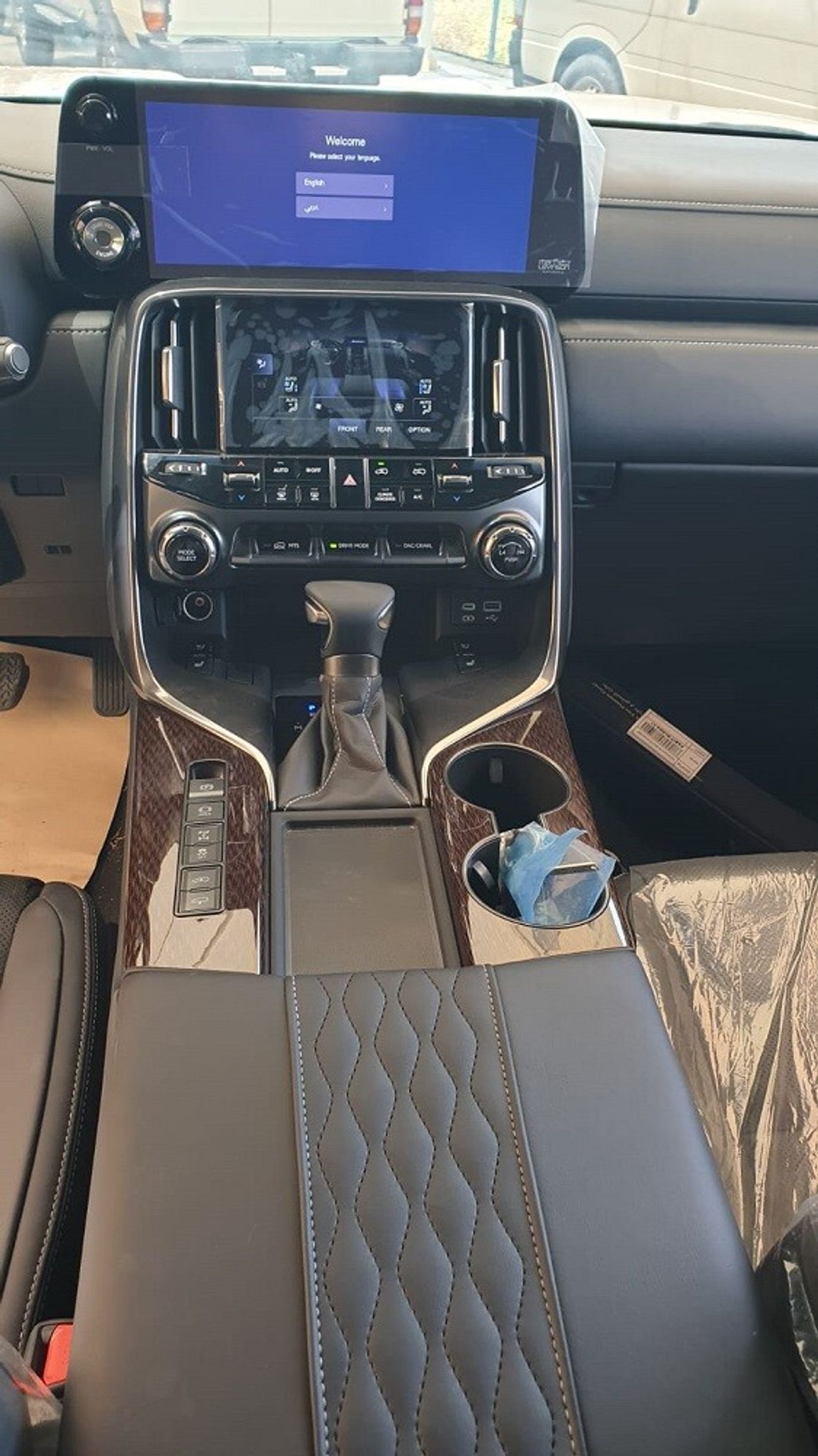 لكزس LX 600 VIP EDITION