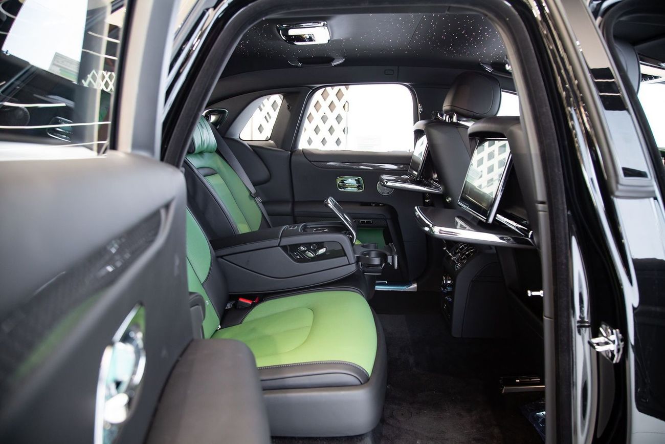 رولز رويس جوست BLACK BADGE