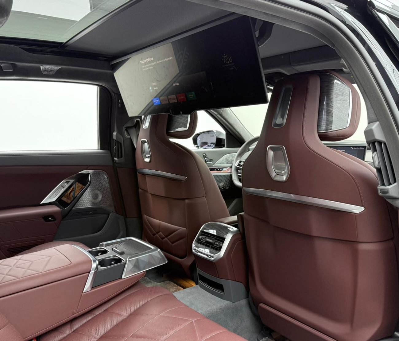 BMW 760i 2025 BMW 760i xDrive ,AGMC Warranty ,Service Contract ,Full Agency Service History ,Excellent Condit