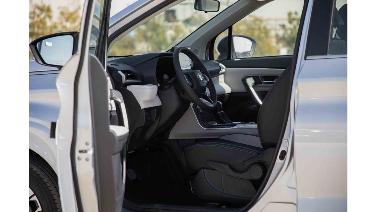 Toyota Veloz 2023 Toyota Veloz V 1.5 - Silver inside Black | Export Only