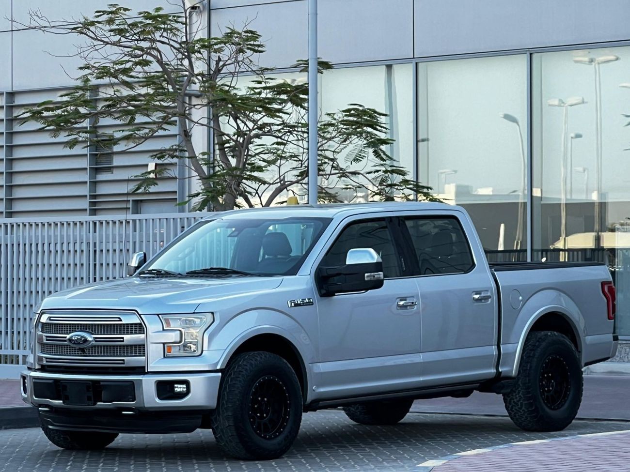 Ford F 150 FORD F-150 PLATINUM 2015 GCC PERFECT CONDITION