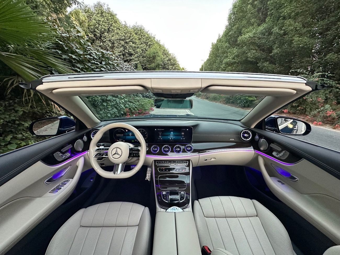 مرسيدس بنز E 450 3.0L V6 | 362 HP | 2023 | Convertible | 28000 KM | Excellent Condition | Full Option