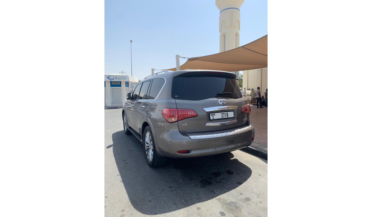 إنفينيتي QX80 Full options