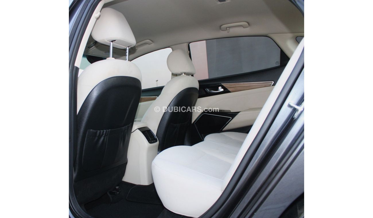 Kia Cadenza kia cadenza 2020 GCC gray excellent condition without accident