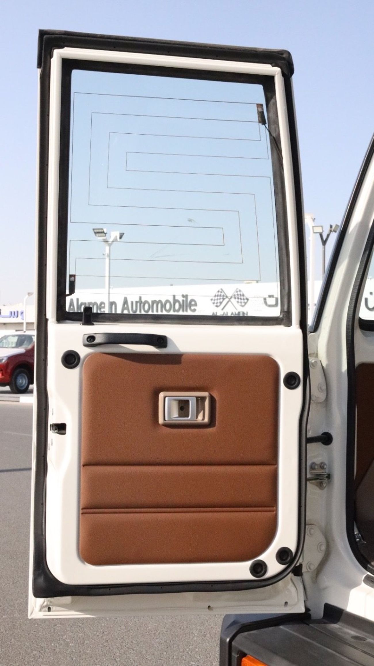 تويوتا لاند كروزر 70 LX 2.8L