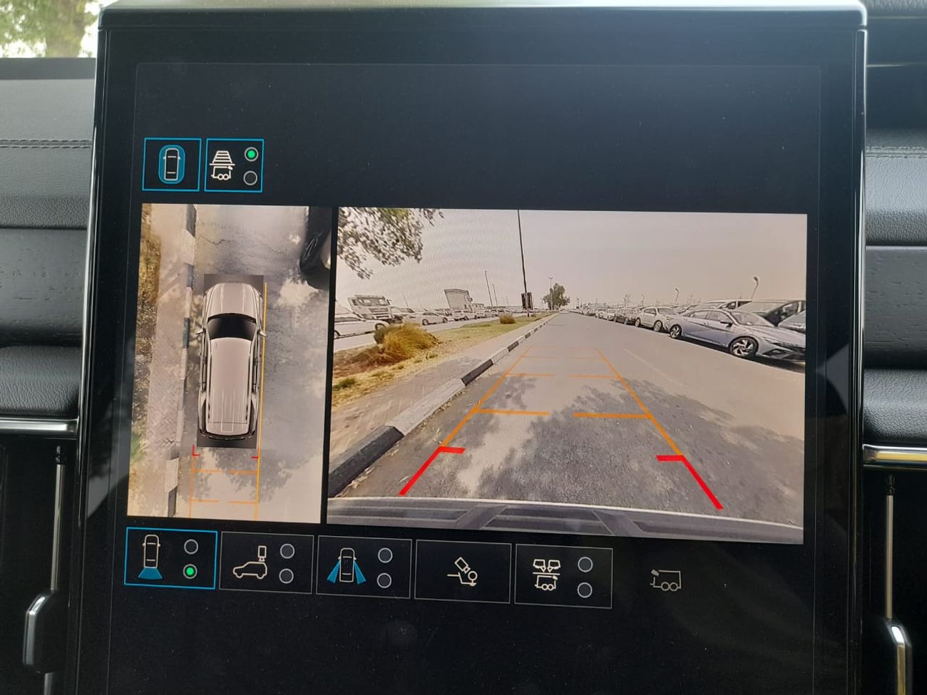 GMC Yukon 6.2 V8 Denali (AWD) Right-Hand drive.2 V8 Denali (AWD)