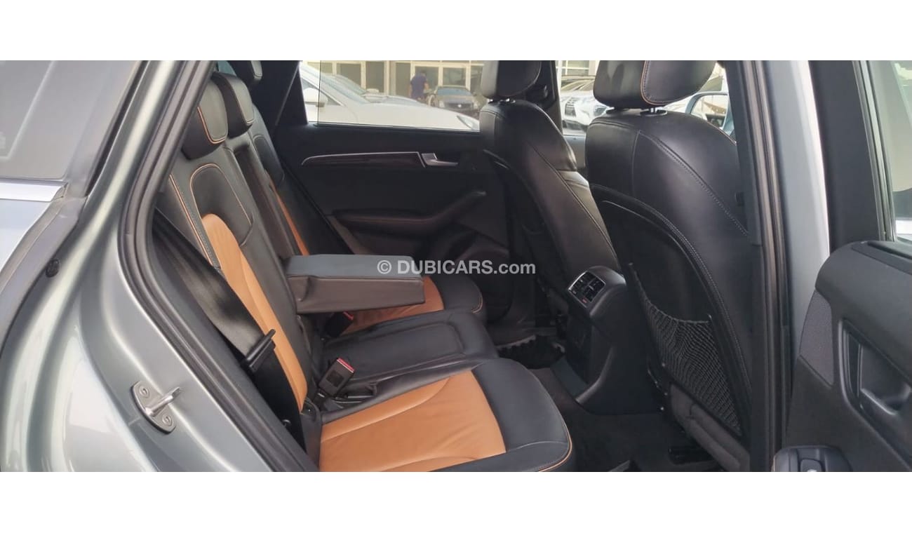 Audi Q5 2012 Audi Q5 FSI quattro S-Line (8R), 5dr SUV, 3.2L 6cyl Petrol, Automatic, All Wheel Drive