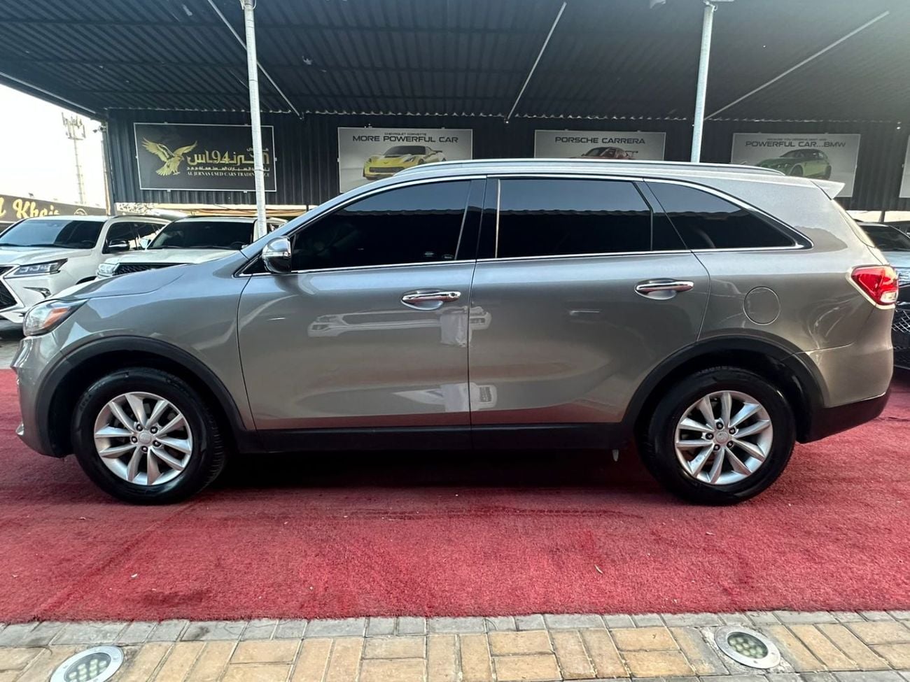 كيا سورينتو Base 2.4L FWD