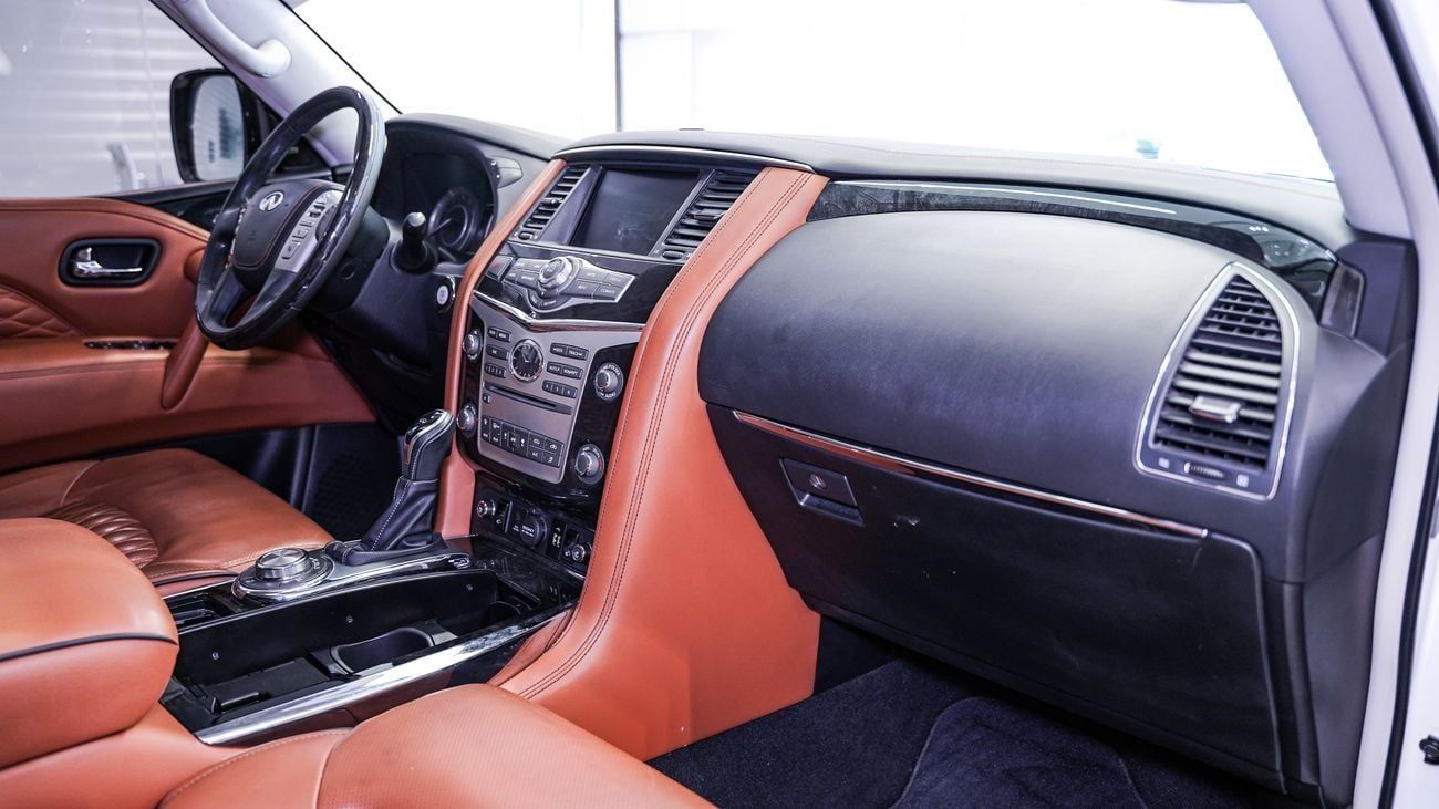 إنفينيتي QX80 LUXE SENSORY PROACTIVE
