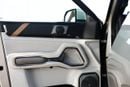 BYD Leopard 8 FLAGSHIP (NGCC) 2025 Leopard 8 NEW 5-seates AWD Gold in White 0Km