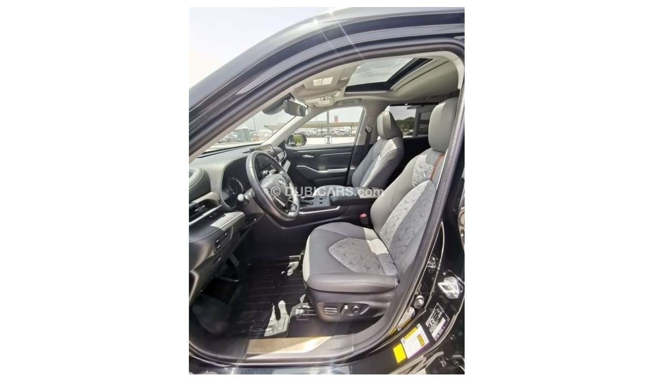 Toyota Highlander Toyota Highlander XLE - Hybrid - 2023- Black