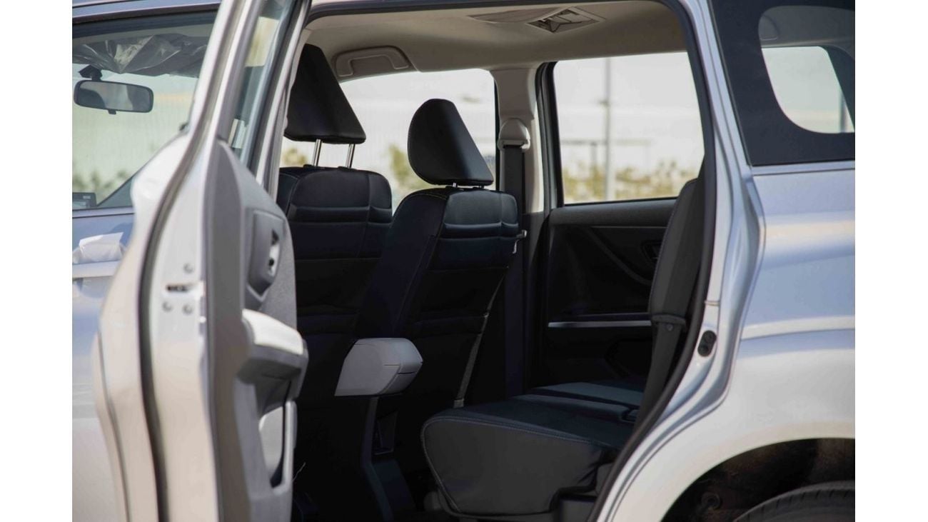 Toyota Veloz 2023 Toyota Veloz V 1.5 - Silver inside Black | Export Only