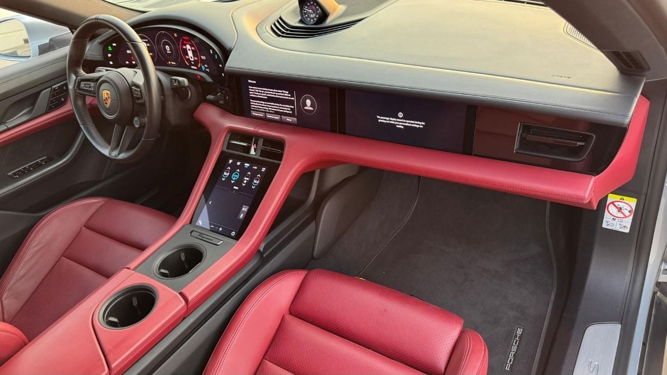 بورش تايكان Porsche Taycan 4S