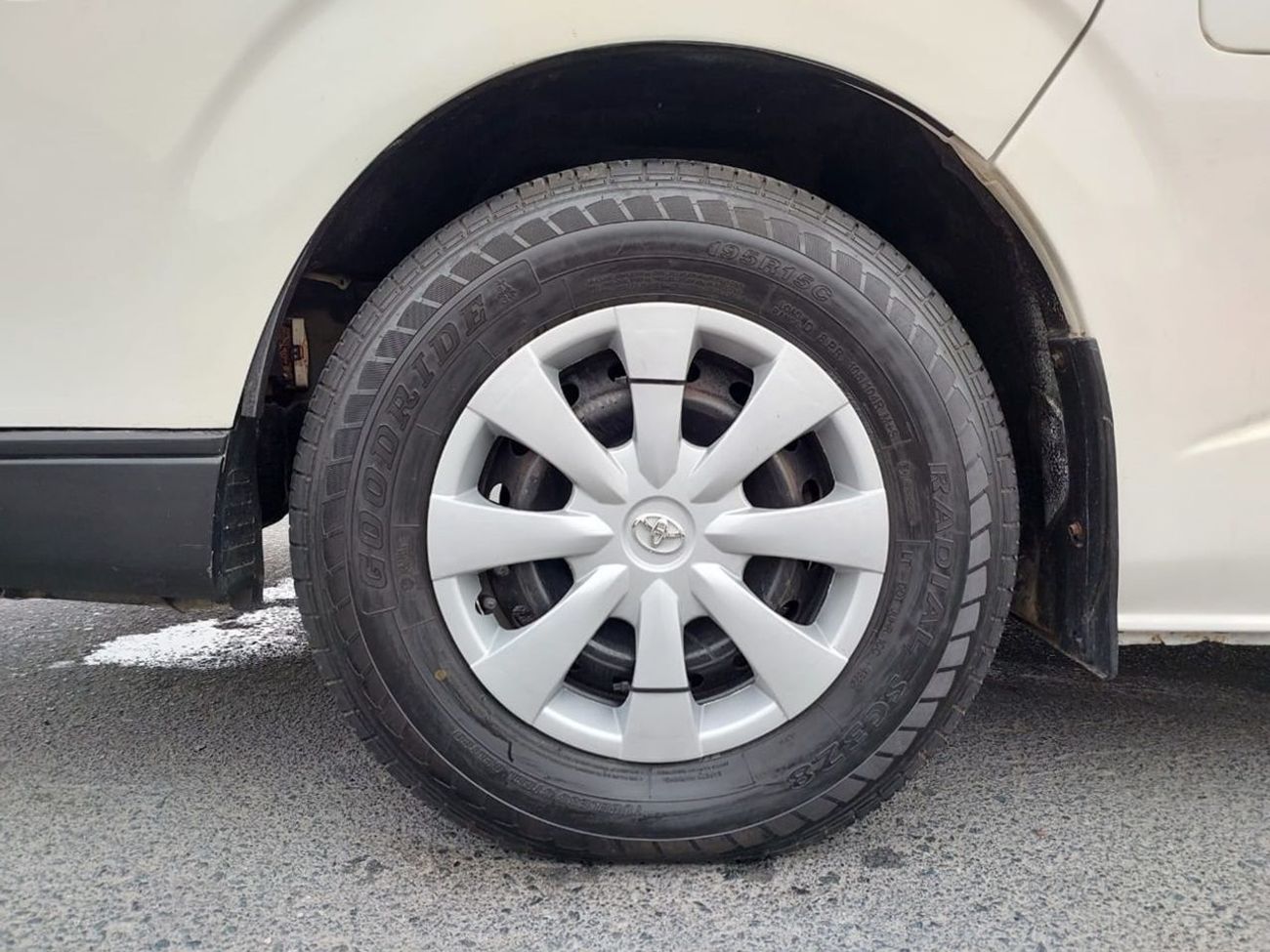 تويوتا هاياس TOYOTA HIACE COMMUTER VAN RHD 2012 MODEL 3.0 L DIESEL AUTOMATIC(PM14430)