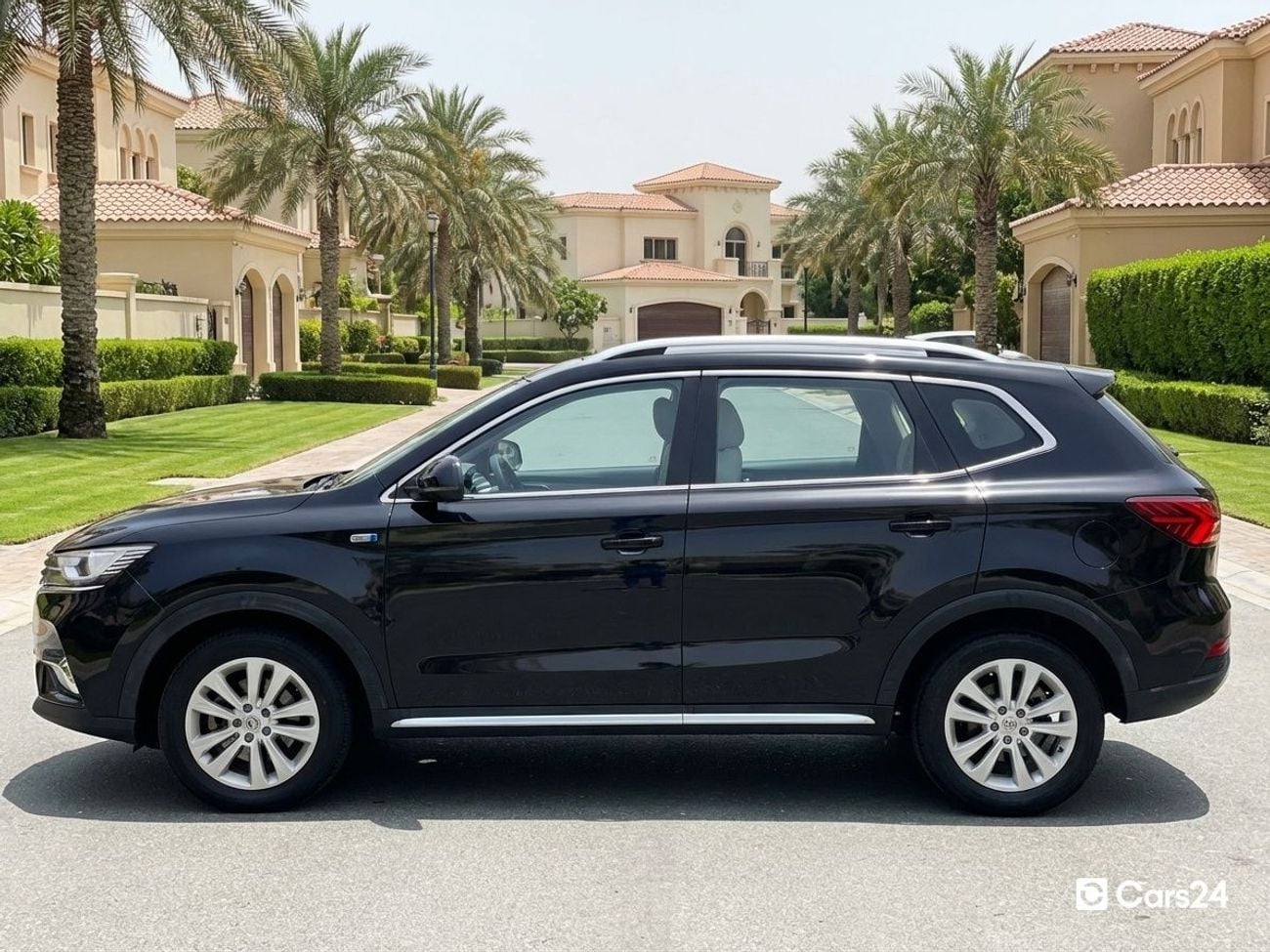 أم جي RX5 2L 2023 | 0 DP | 624/Month | 30 Day Return | Service History