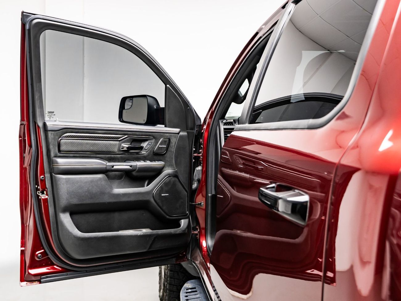 دودج رام فان 2024 RAM TRX Final Edition, 6.2L SC V8, AWD, 702bhp, 8 Speed Automatic.