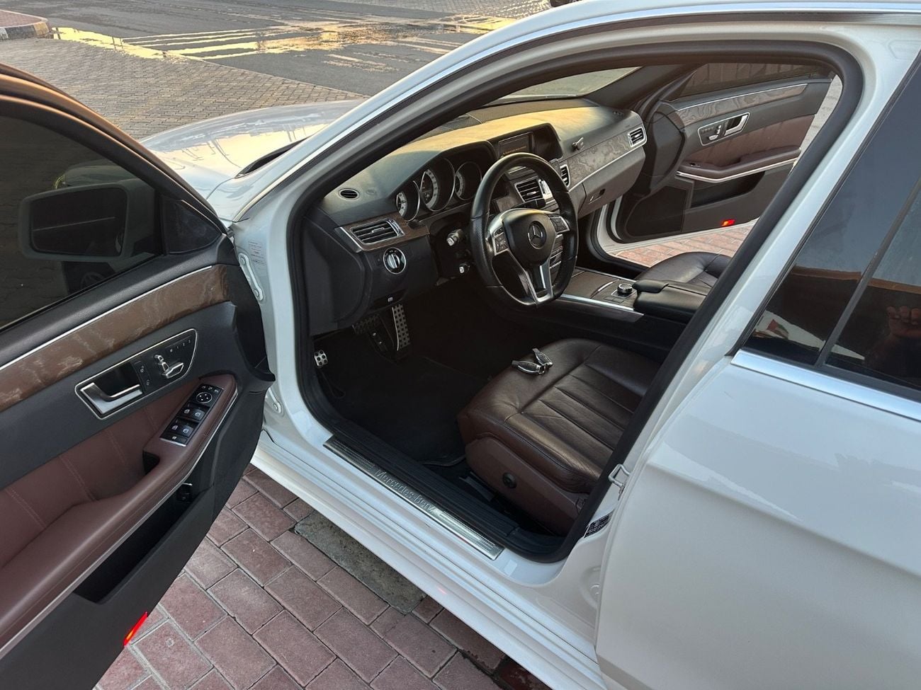 مرسيدس بنز E300