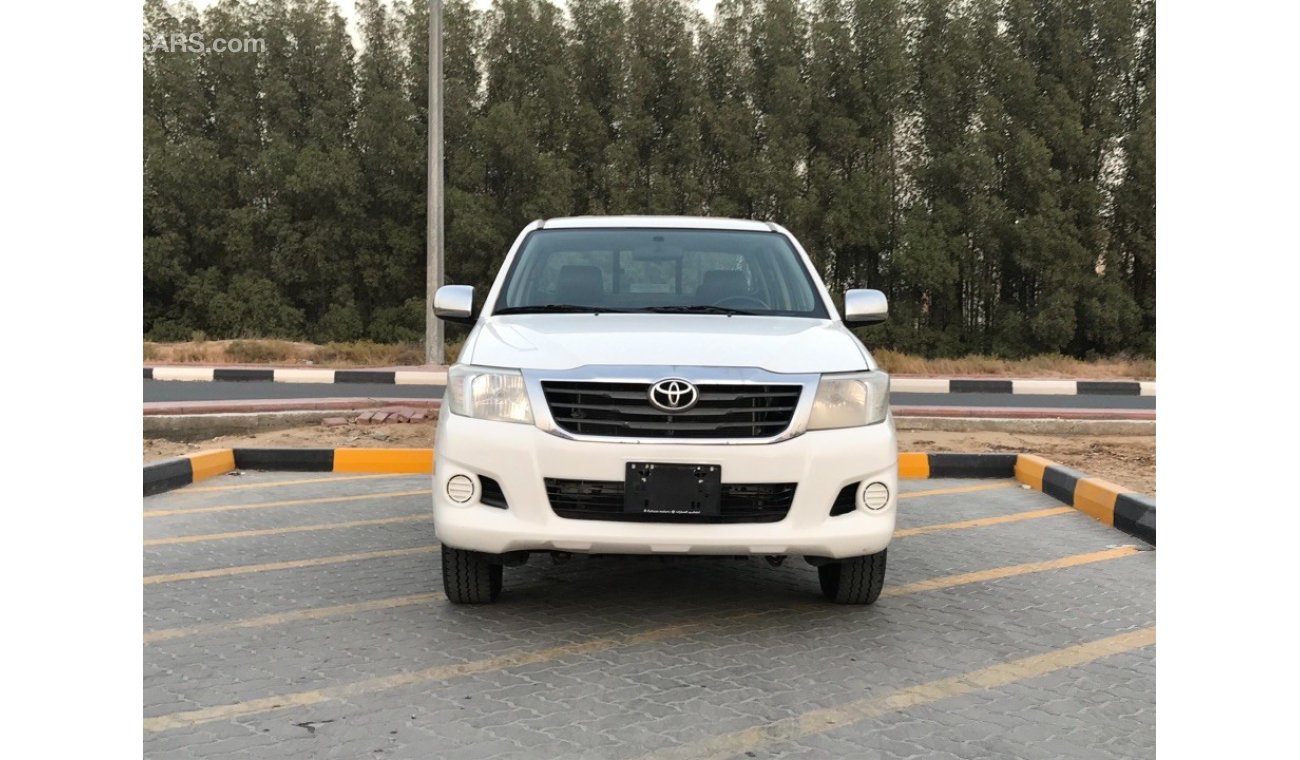 Toyota Hilux 2014 4X2 Diesel Ref#294