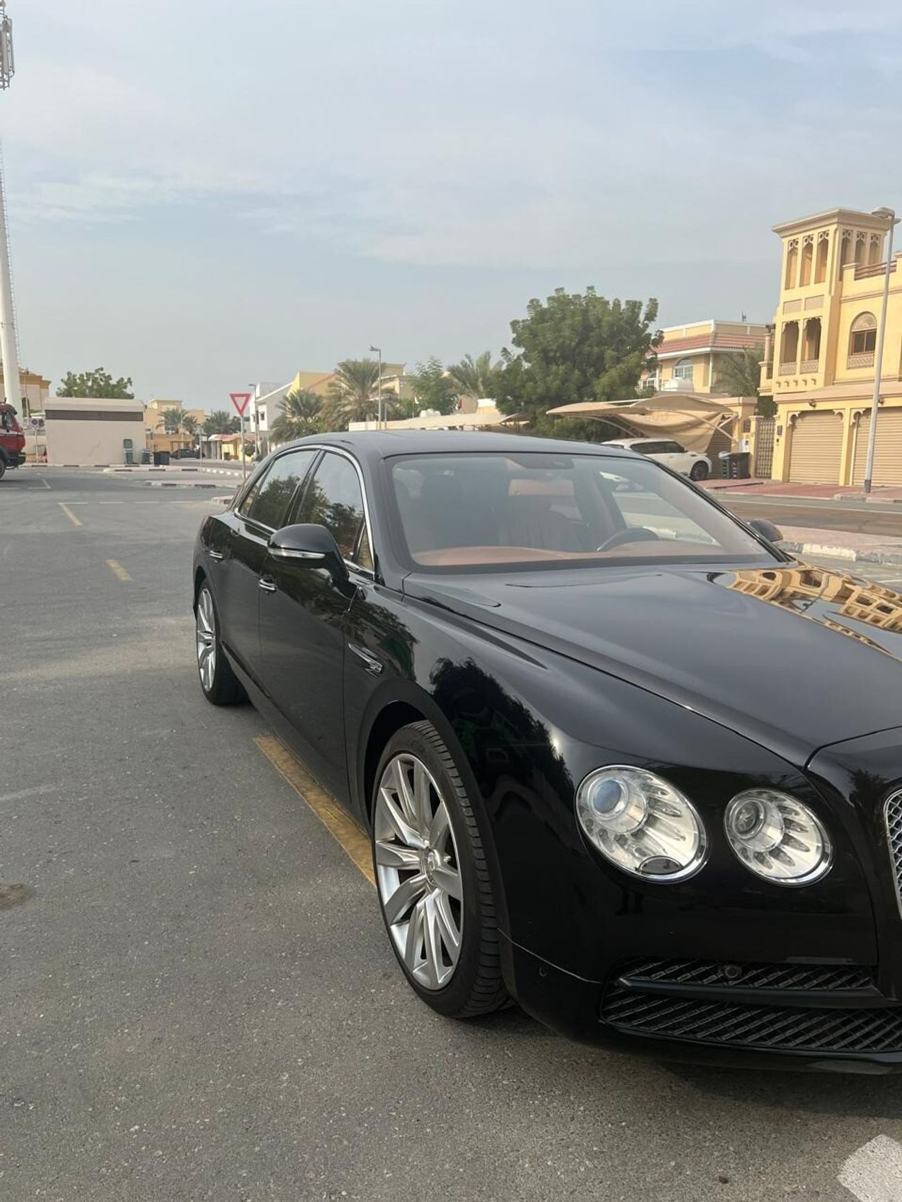 بنتلي فلاينج سبور V8 4L