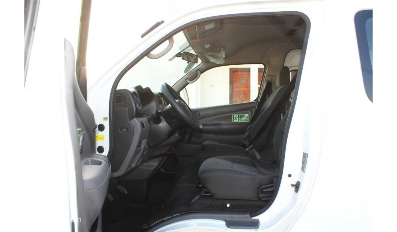 Nissan Urvan 2020 Nissan Urvan Panel Van Std (NV350), 4-door, 2.5L, 4-cylinder gasoline, manual, rear-wheel drive