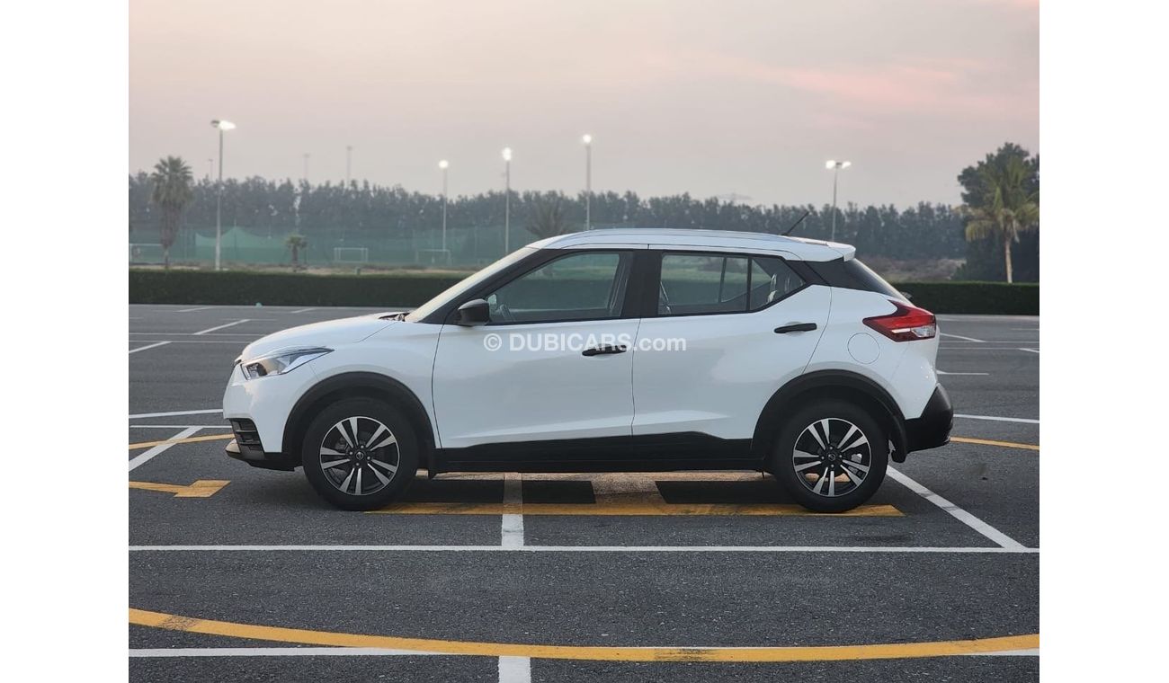 used nissan kicks sv