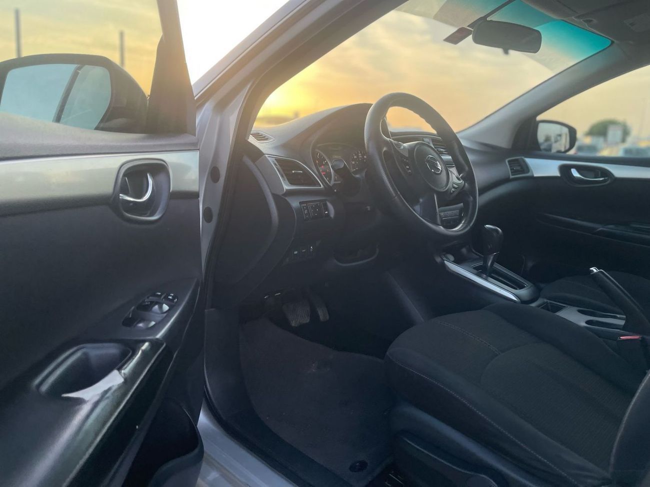 نيسان سنترا 2018 Nissan Sentra S 1.8L V4 MidOption+ Economical Car -