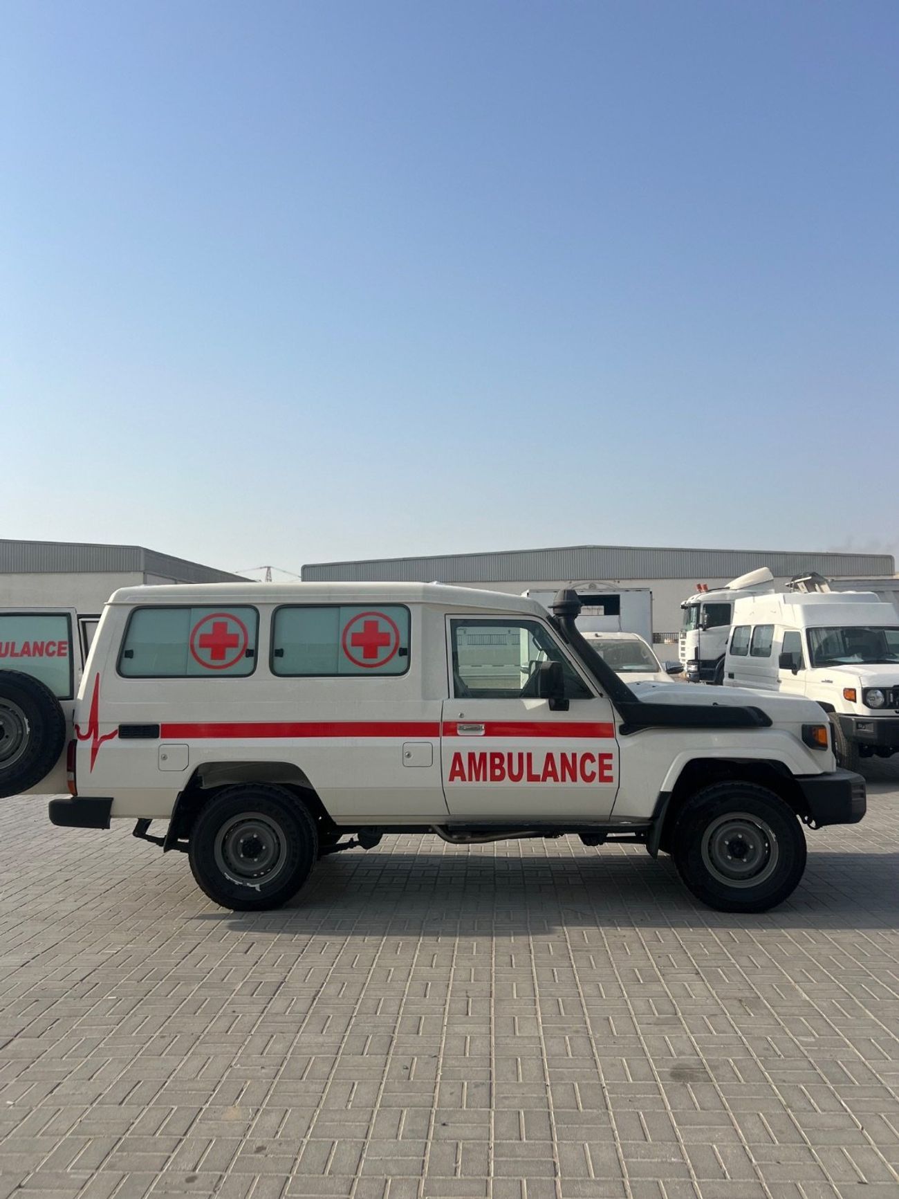 تويوتا لاند كروزر 70 LC hardtop 3 Doors 4.2 diesel Ambulance