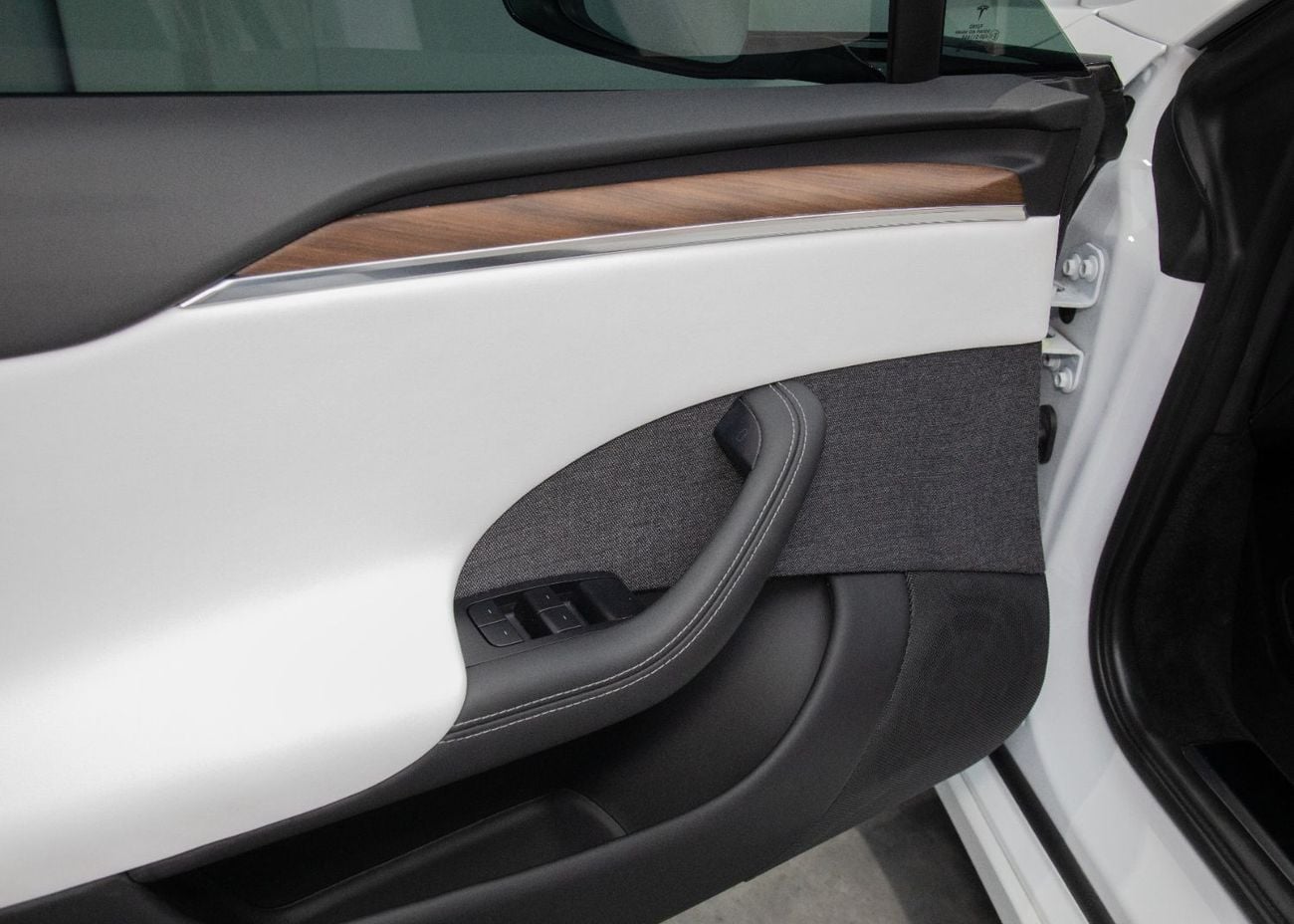 Tesla Model S Dual Motor AWD