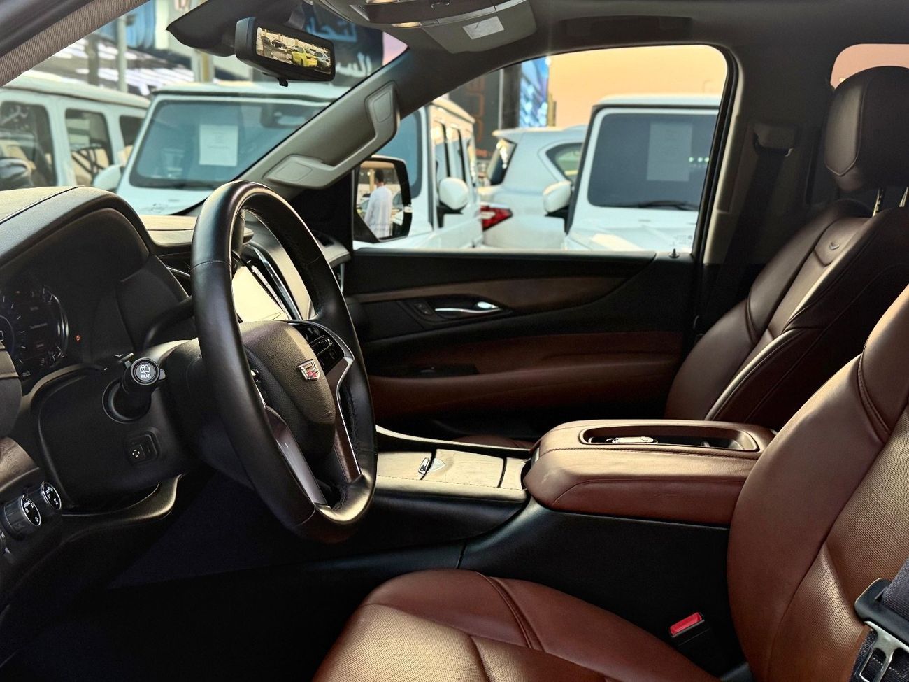 كاديلاك إسكالاد Premium 6.2L