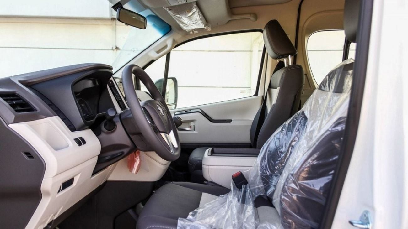 Toyota Hiace GL Toyota HIACE D 2.8L PANEL 15 SEATS (Export Only)